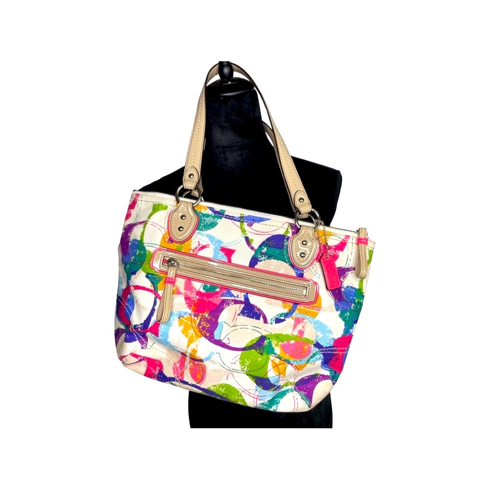 COACH POPPY SCRIBBLE 23377 X-Large Shoulder Bag Gray Patent Leather Trim